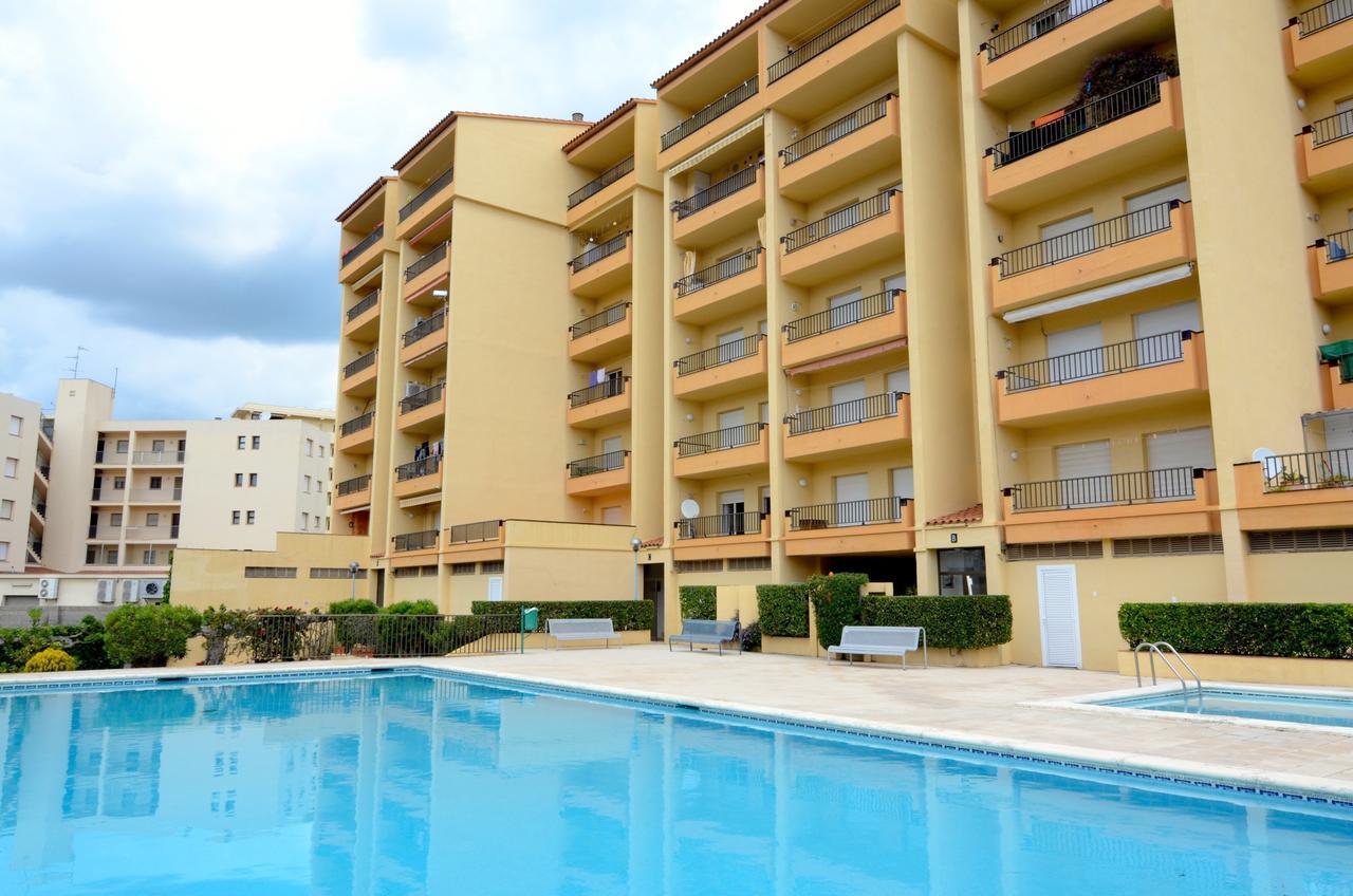 Mar Blau L'Escala Apartment Екстериор снимка