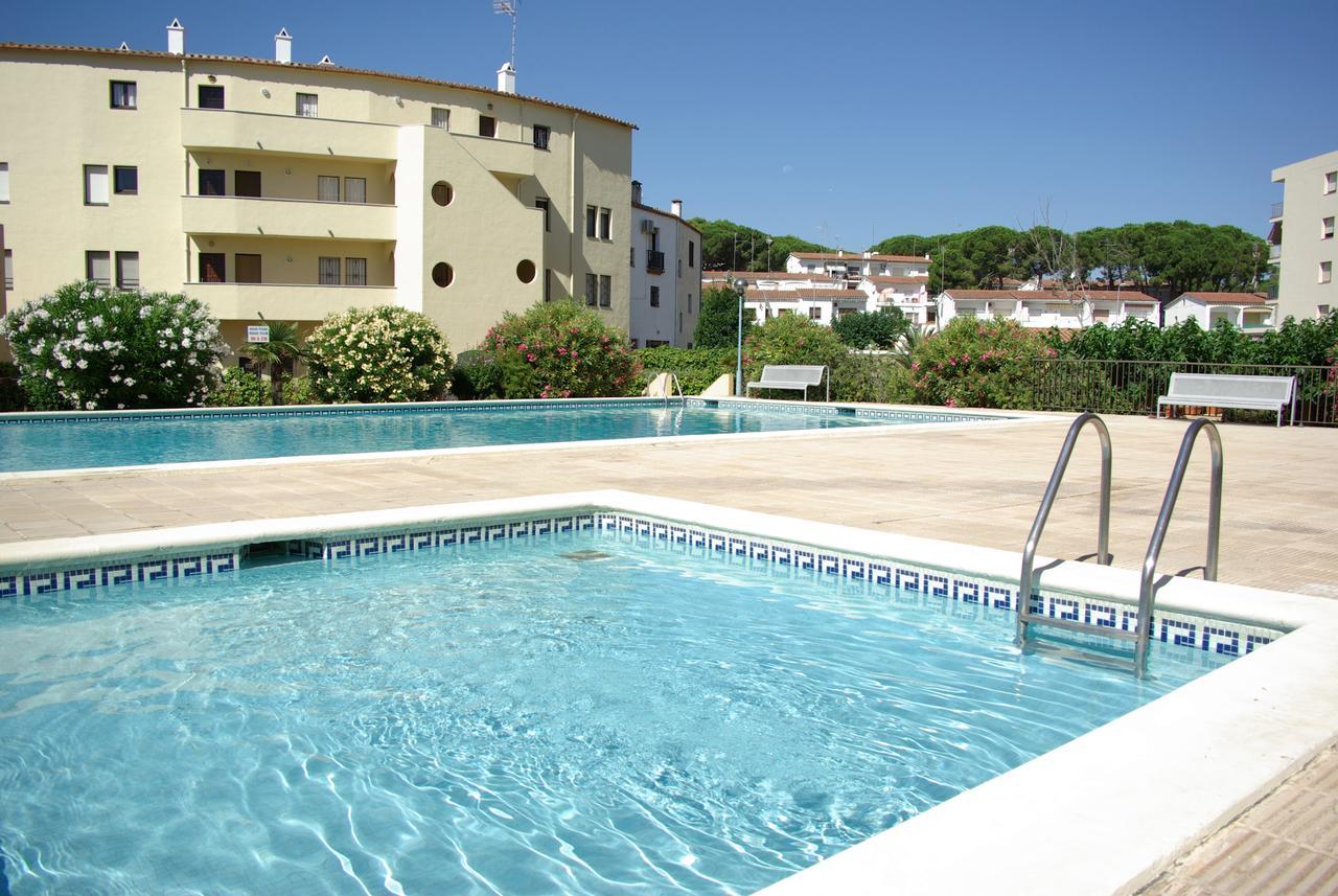 Mar Blau L'Escala Apartment Екстериор снимка